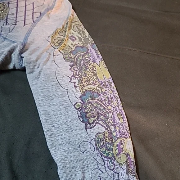 Women's top - Picture 3 of 6